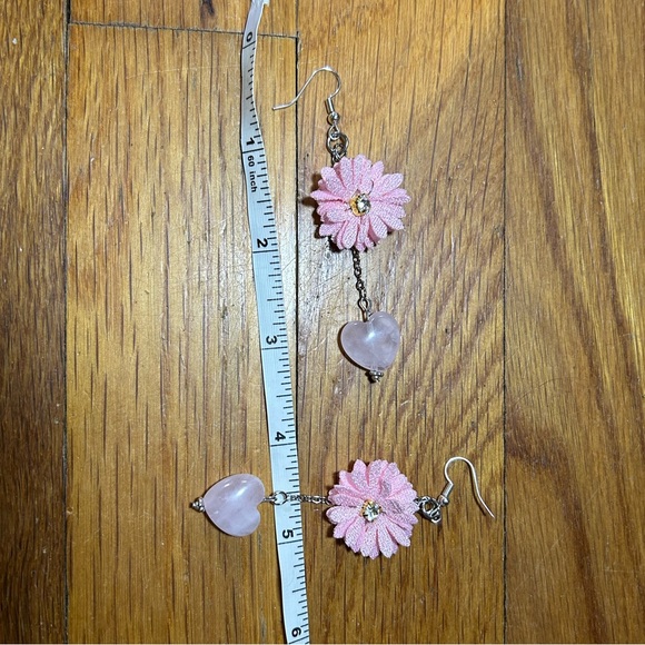 3/$25 Pink Flower & Heart Dangle Earrings - Picture 3 of 4